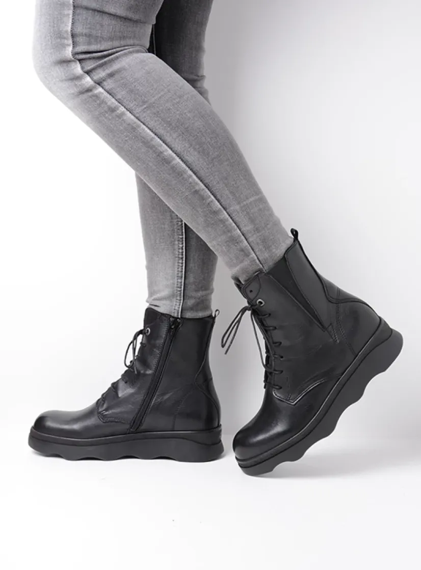 Wolky Akita - zwart leer<DAMES Veterlaarzen|Herfst/Winter