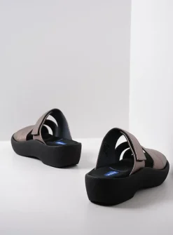 Wolky Aporia - brons leer<DAMES Slippers