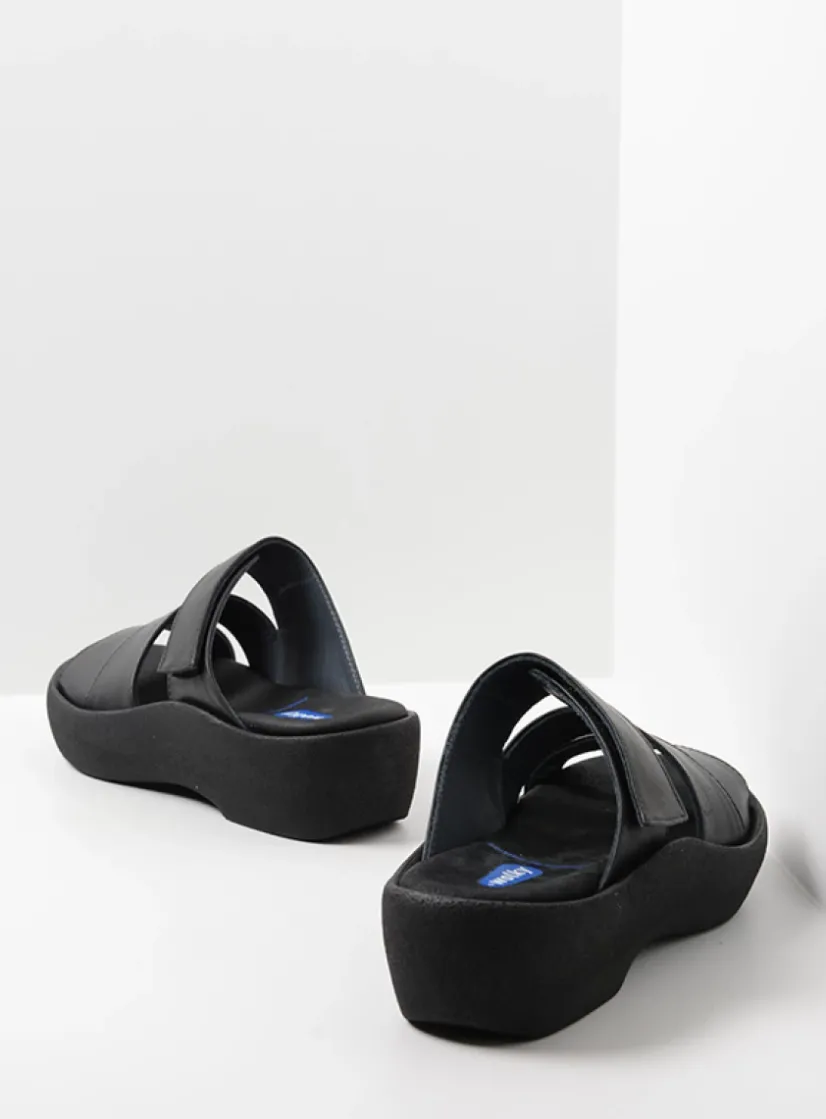 Wolky Aporia - zwart leer<DAMES Slippers