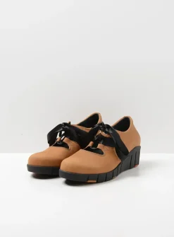 Wolky Boston - camel nubuck<DAMES Lage Veterschoenen|Herfst/Winter