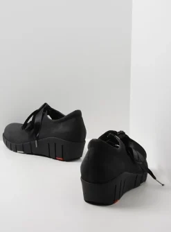 Wolky Boston - zwart nubuck<DAMES Lage Veterschoenen|Herfst/Winter