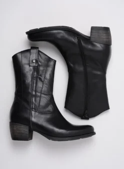 Wolky Caprock - zwart leer<DAMES Halfhoge Laarzen|Cowboylaarzen