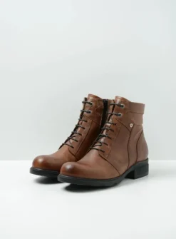 Wolky Center XW - cognac leder<DAMES Veterlaarzen|Biker Boots