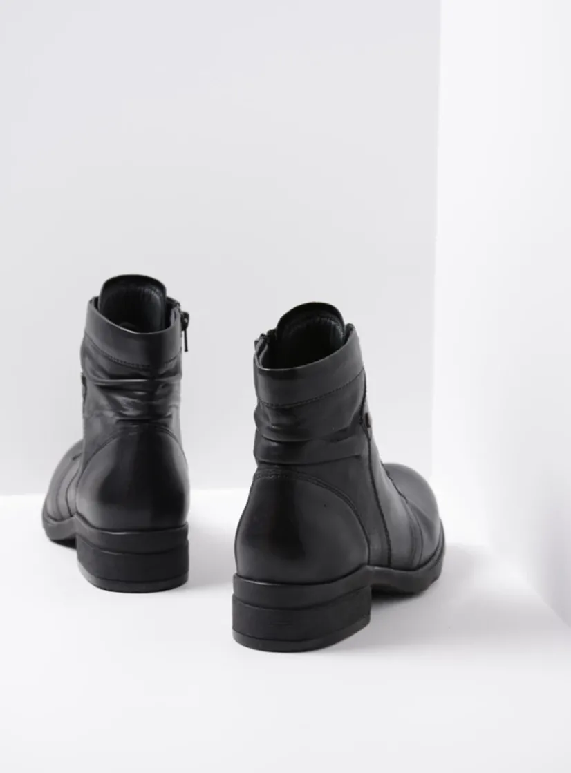 Wolky Center XW - zwart leer<DAMES Veterlaarzen|Biker Boots