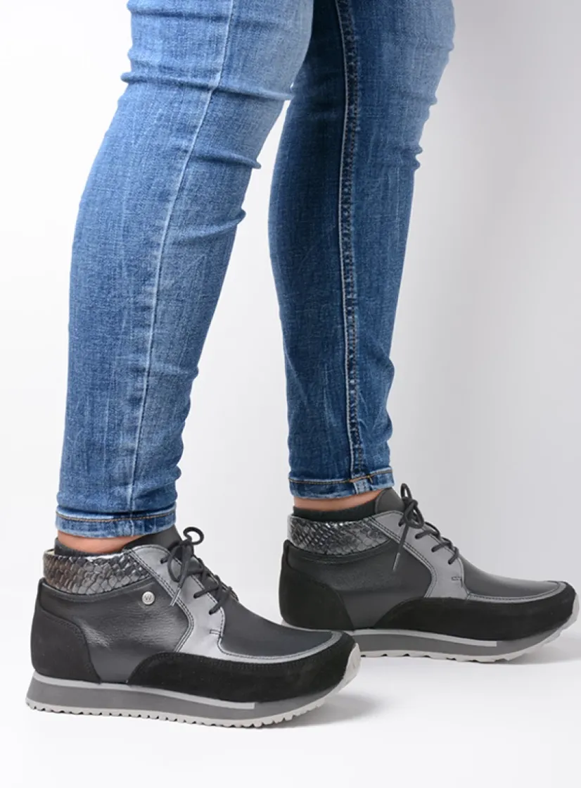 Wolky e-Boot - zwart combi leer<DAMES Hoge Veterschoenen|Wandelschoenen