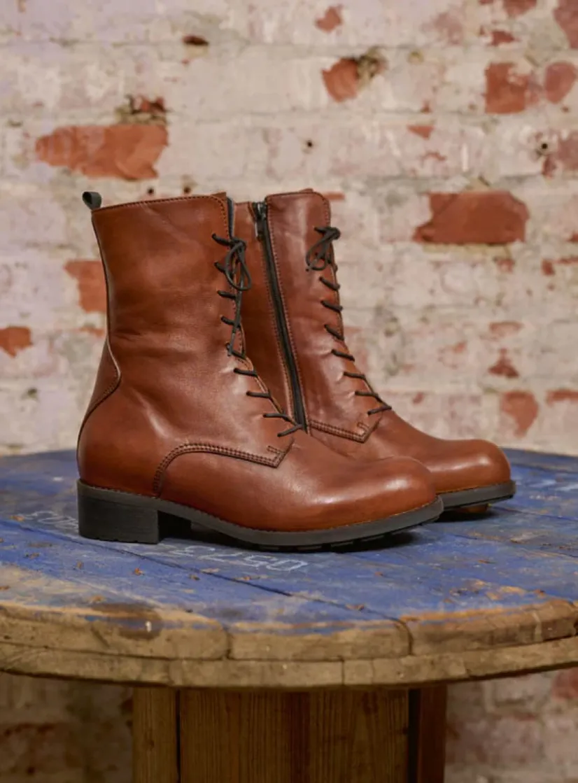 Wolky Emery HV - 20430 cognac leer<DAMES Veterlaarzen|Halfhoge Laarzen