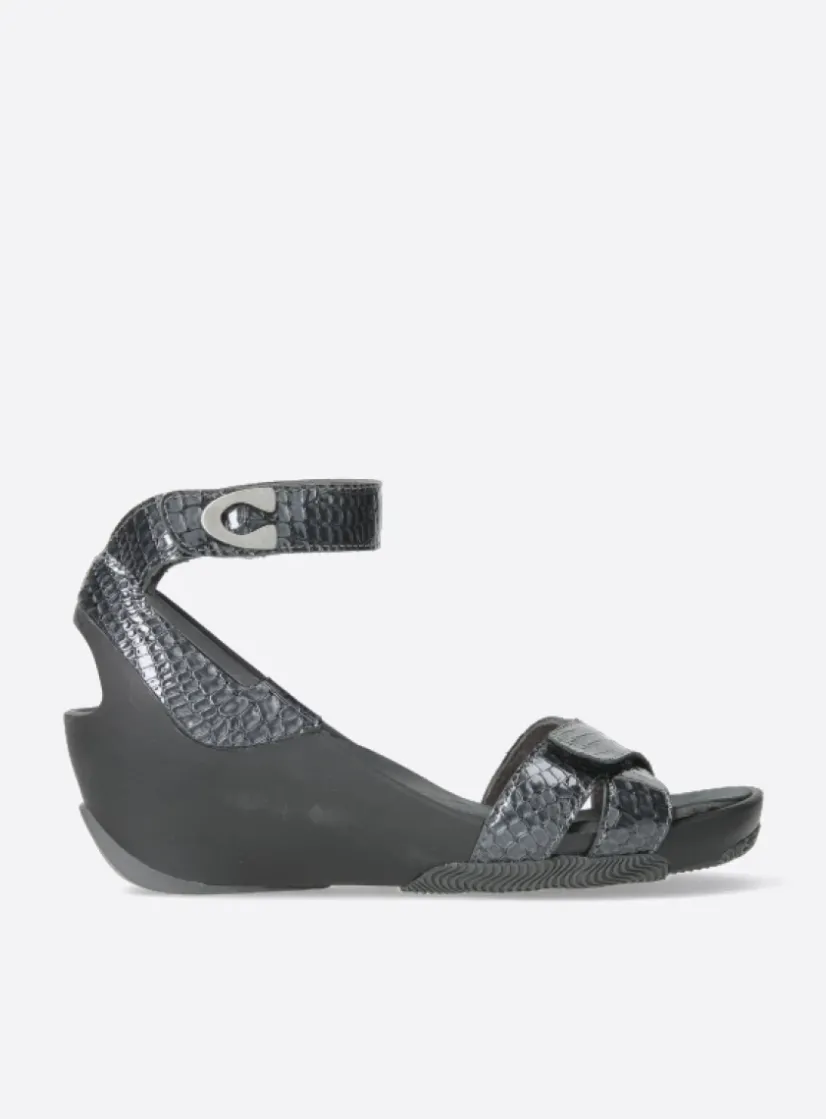 Wolky Era - antraciet crocolook lakleer<DAMES Sandalen