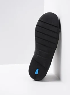 Wolky Feltwell - zwart nubuck<DAMES Lage Veterschoenen|Wandelschoenen