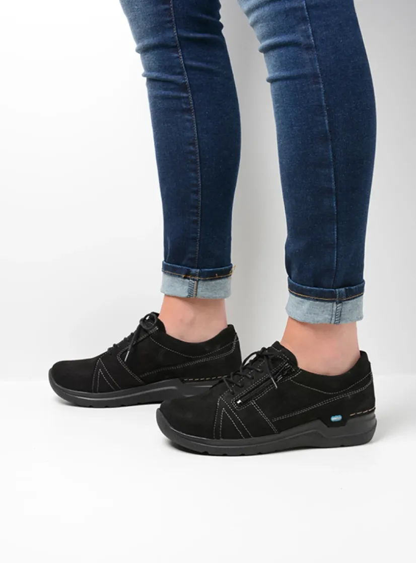 Wolky Feltwell - zwart nubuck<DAMES Lage Veterschoenen|Wandelschoenen