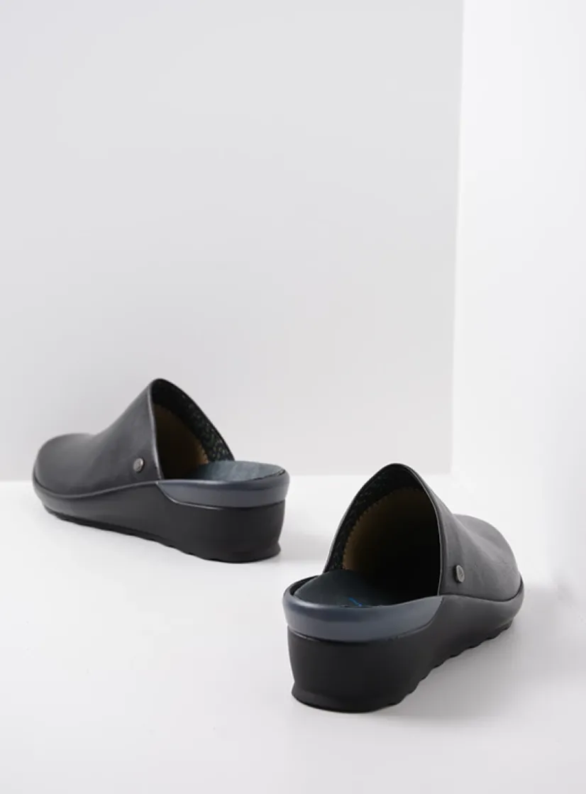 Wolky Go - zwart leer<DAMES Slippers|Klompen