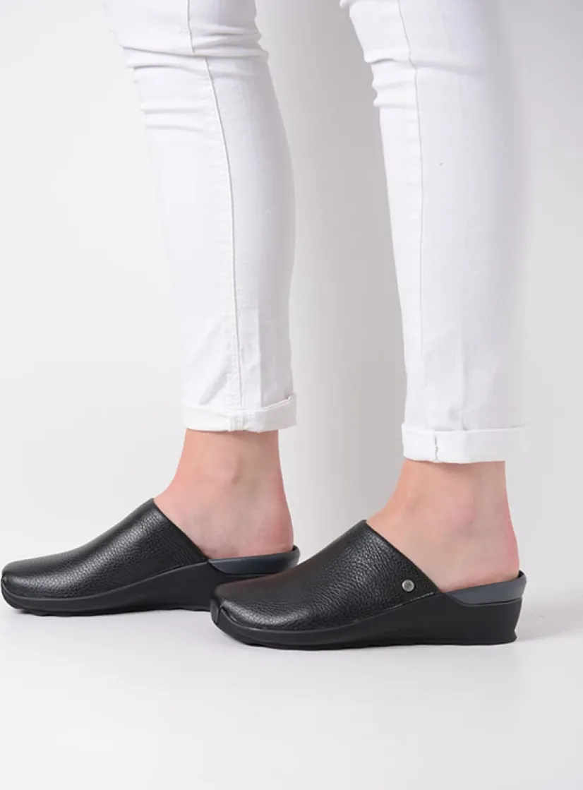 Wolky Go - zwart leer<DAMES Slippers|Klompen