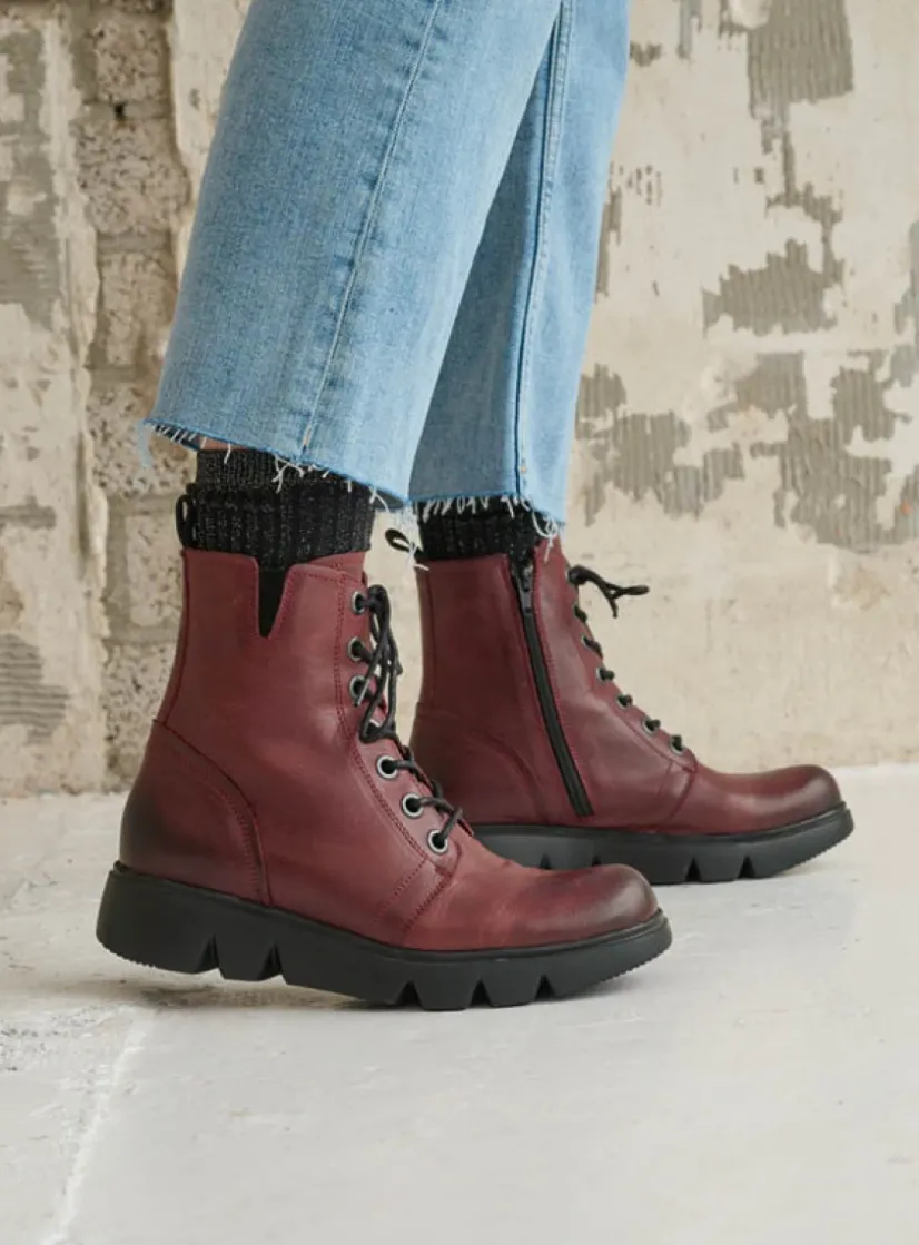 Wolky Hope XW - bordeauxrood leer<DAMES Hoge Veterschoenen|Veterlaarzen