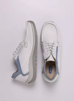 Wolky Japura - wit-lichtblauw leer<DAMES Lage Veterschoenen