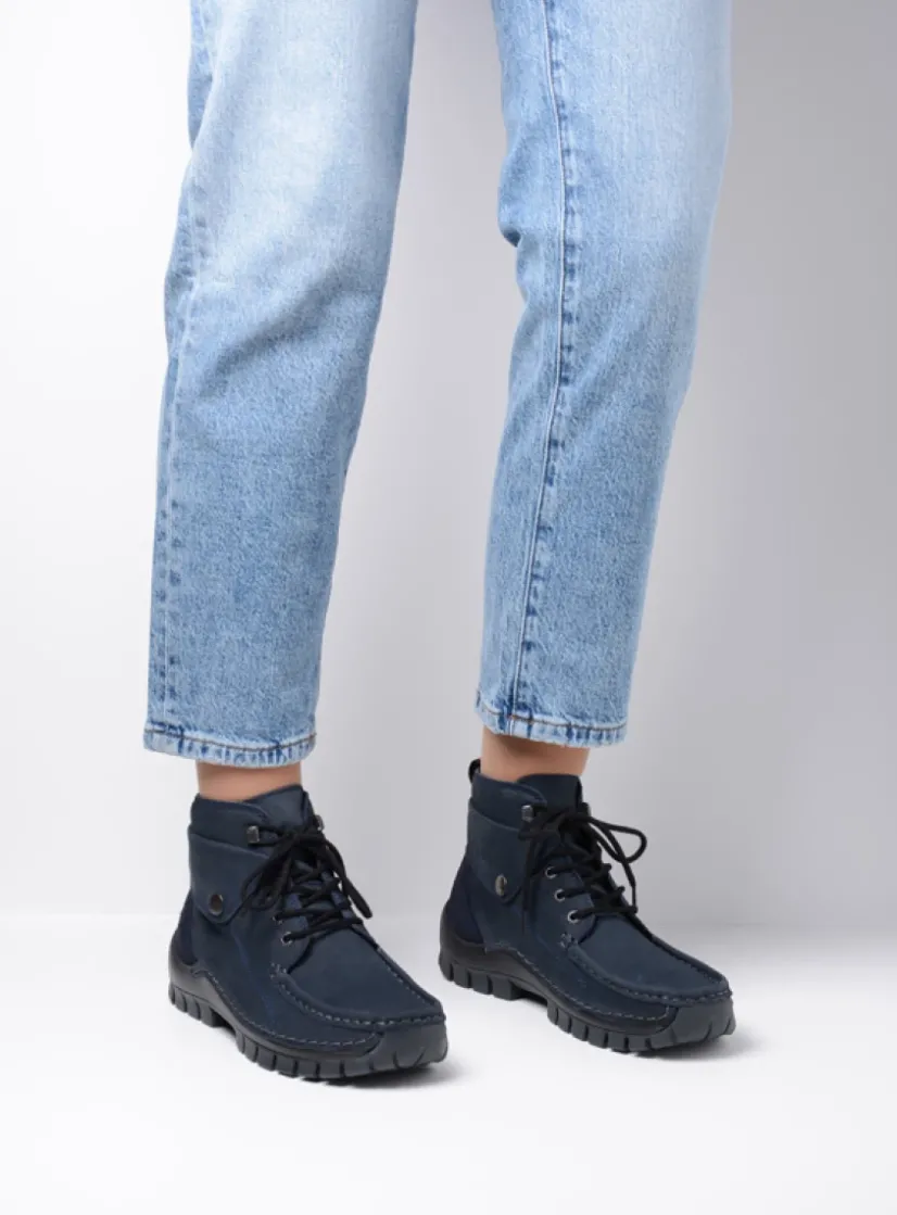 Wolky Jump - blauw nubuck<DAMES Hoge Veterschoenen|Herfst/Winter