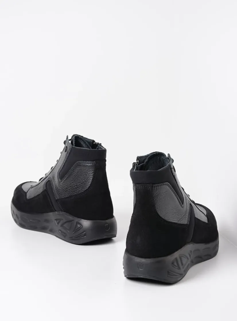 Wolky Leap - zwart combi leer/zwart<DAMES Hoge Veterschoenen|Wandelschoenen