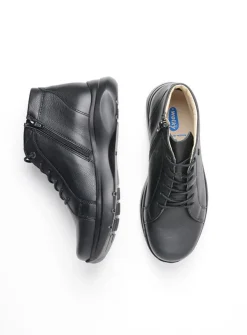 Wolky Lima - zwart leer<DAMES Hoge Veterschoenen|Wandelschoenen