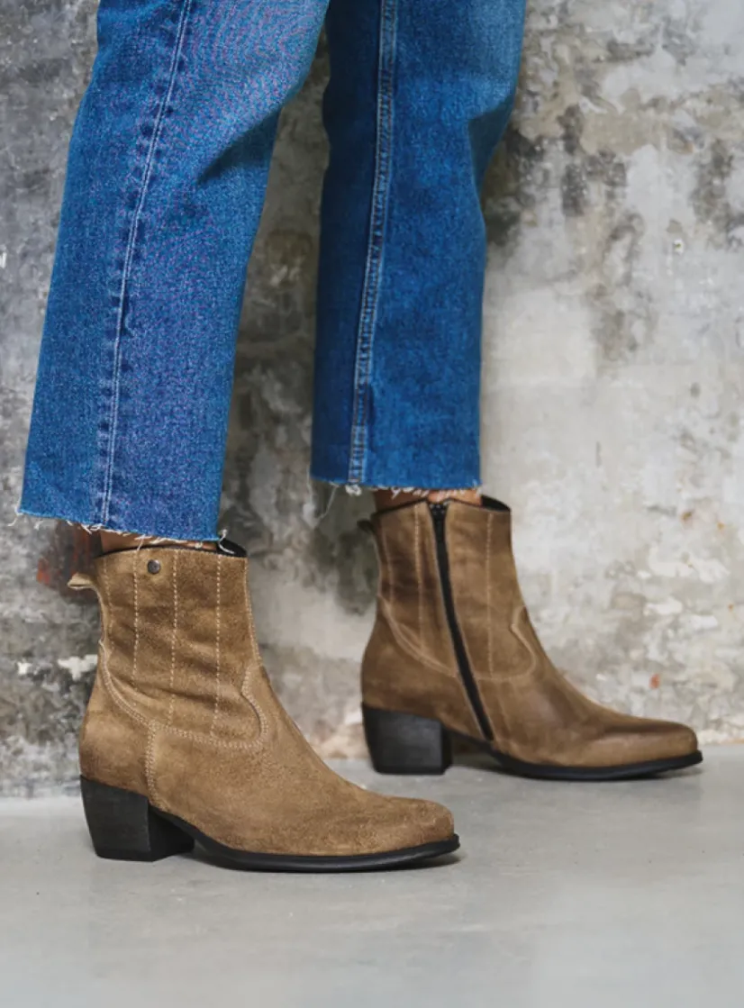 Wolky Lubbock - taupe suede<DAMES Cowboylaarzen|Enkellaarsjes