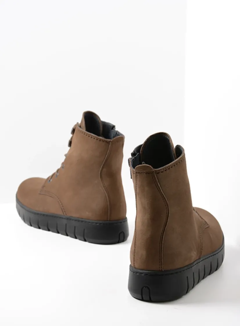 Wolky New Wave - donker taupe nubuck<DAMES Hoge Veterschoenen|Veterlaarzen