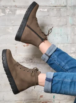 Wolky New Wave - donker taupe nubuck<DAMES Hoge Veterschoenen|Veterlaarzen