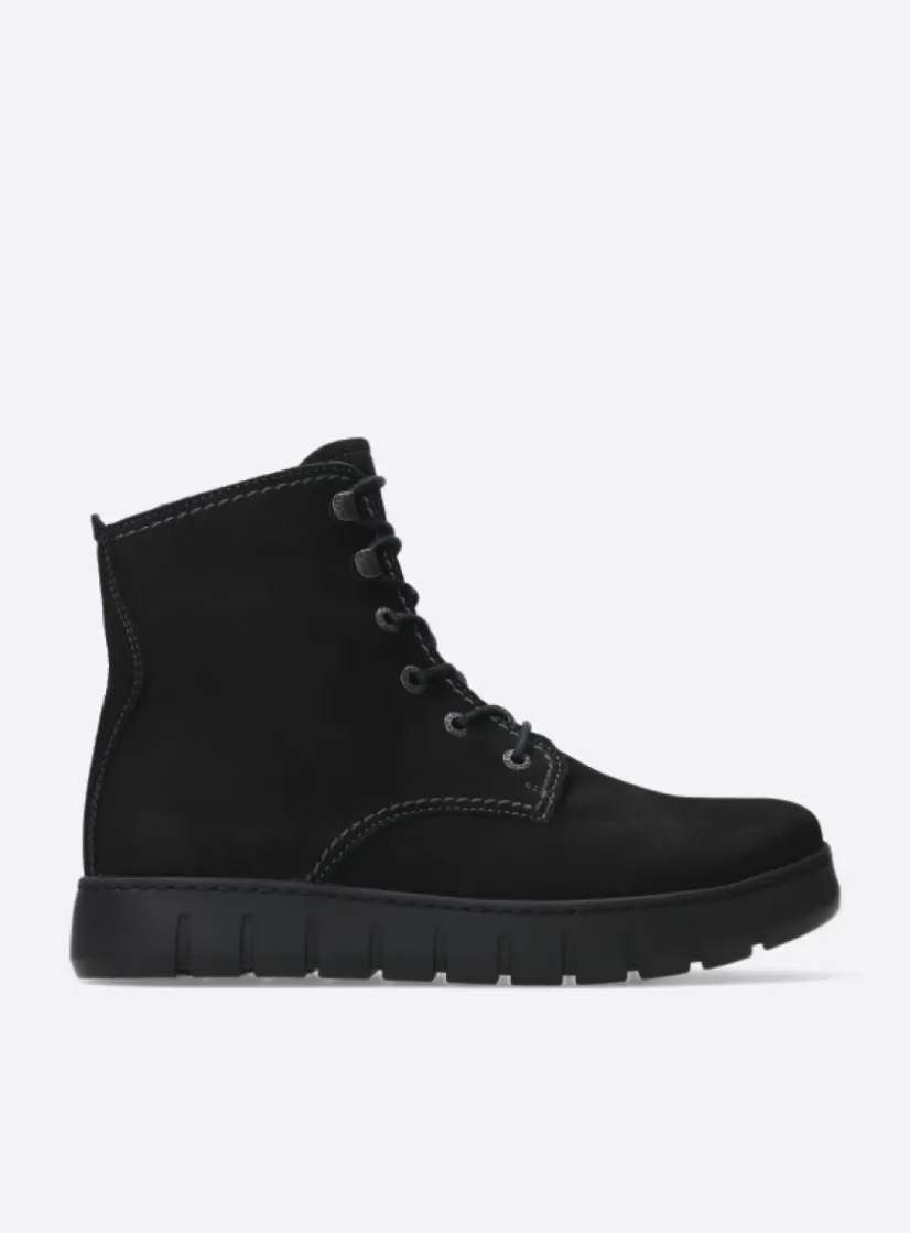 Wolky New Wave - zwart nubuck<DAMES Hoge Veterschoenen|Veterlaarzen