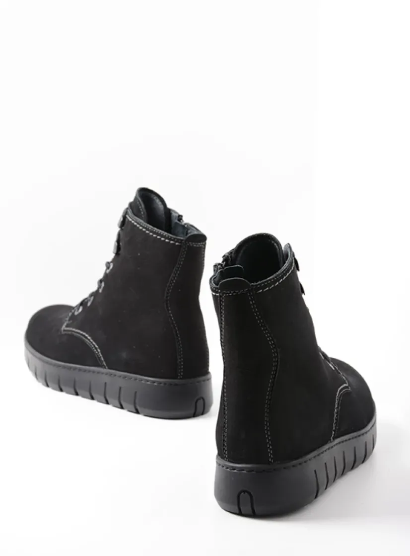 Wolky New Wave - zwart nubuck<DAMES Hoge Veterschoenen|Veterlaarzen