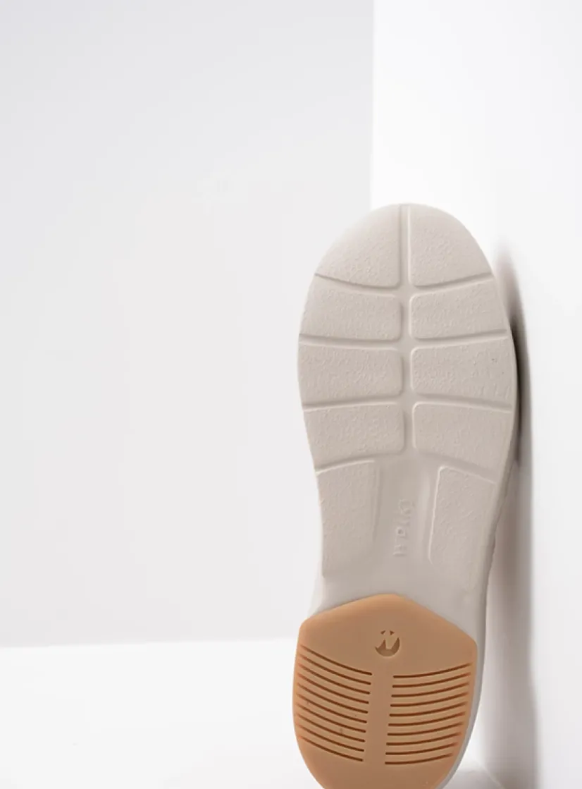 Wolky Omaha HV - beige nubuck<DAMES Lage Veterschoenen|Wandelschoenen