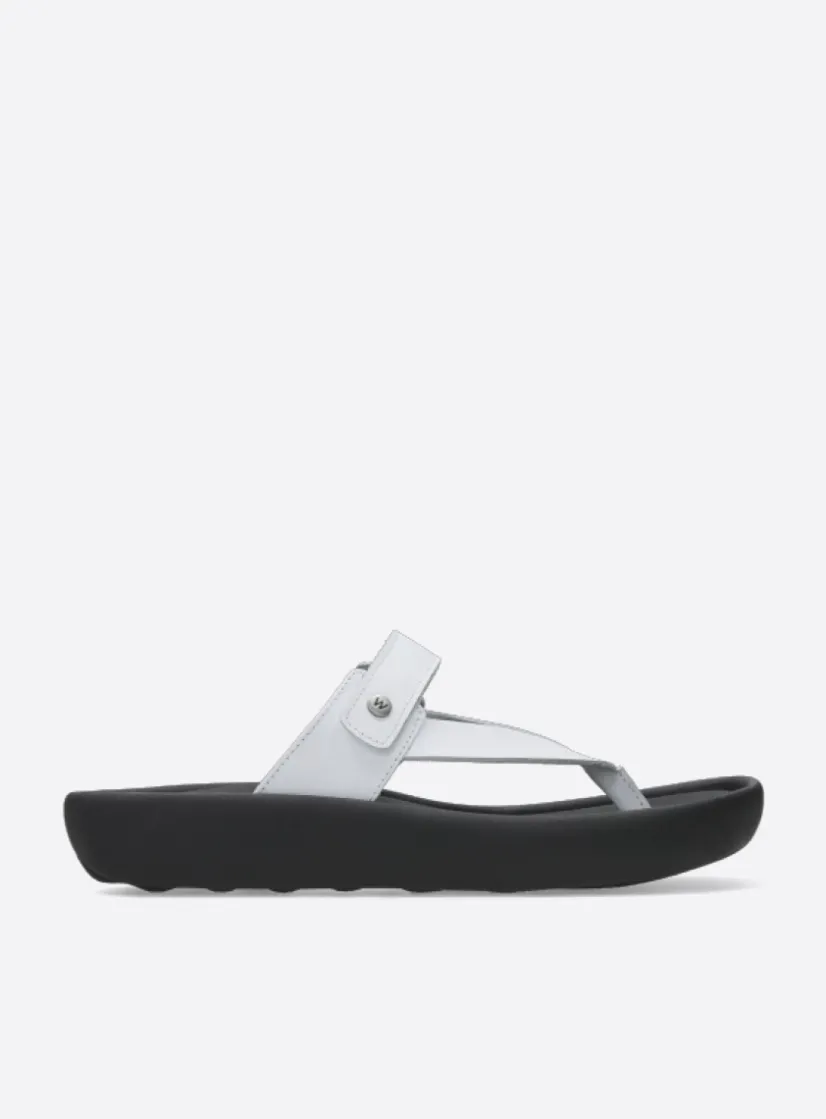 Wolky Peace - wit leer<DAMES Slippers