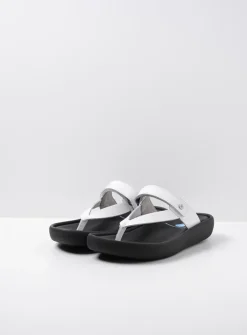 Wolky Peace - wit leer<DAMES Slippers