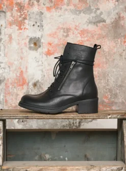 Wolky Rimbley - zwart leer<DAMES Veterlaarzen|Halfhoge Laarzen