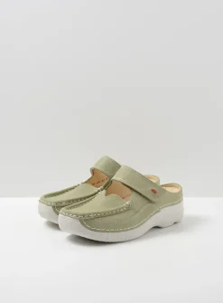 Wolky Roll Slipper - lichtgroen nubuck<DAMES Slippers|Klompen