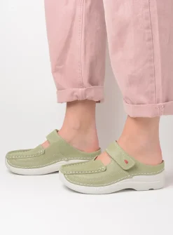 Wolky Roll Slipper - lichtgroen nubuck<DAMES Slippers|Klompen