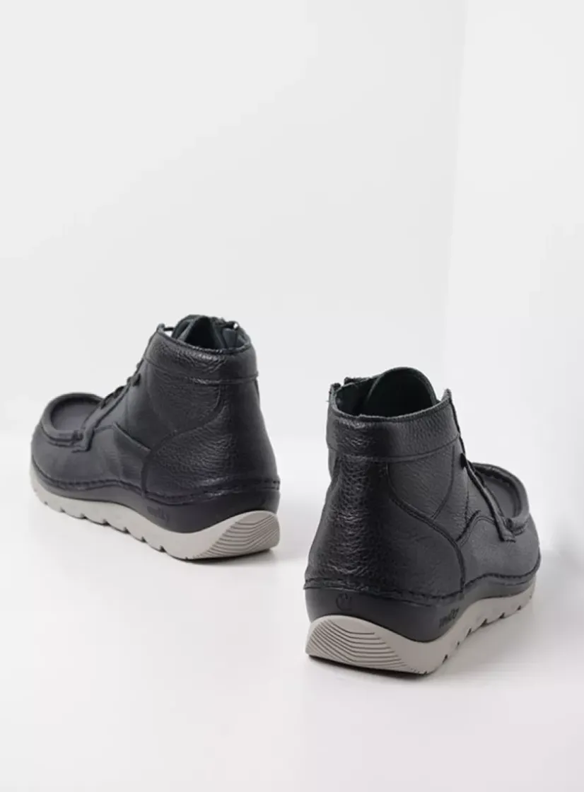 Wolky Salado - zwart leer<DAMES Hoge Veterschoenen