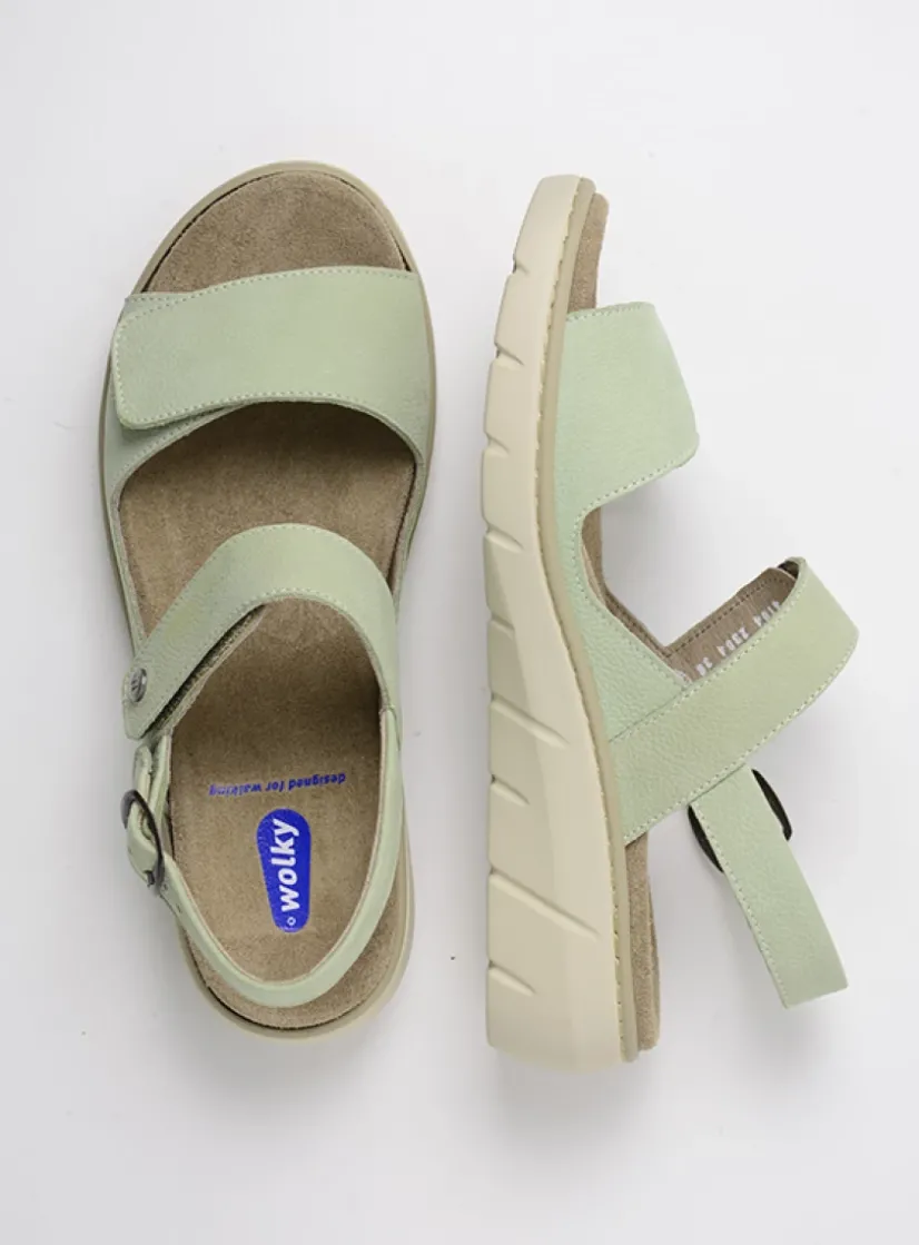 Wolky Santorini - lichtgroen nubuck<DAMES Sandalen