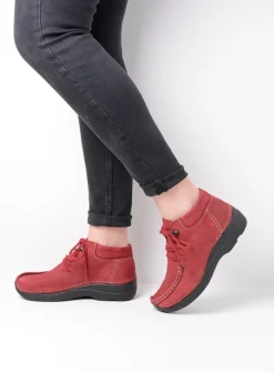 Wolky Seamy Moc - bordeauxrood nubuck<DAMES Hoge Veterschoenen|Herfst/Winter