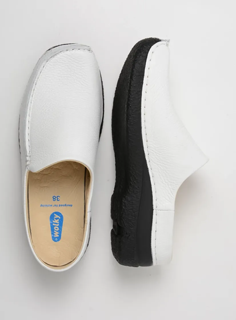 Wolky Seamy Slide - wit geprint leer<DAMES Slippers|Klompen