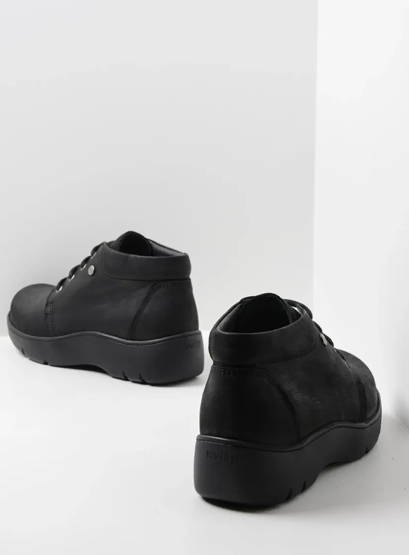 Wolky Tarda XW-WR - zwart nubuck<DAMES Hoge Veterschoenen|Herfst/Winter