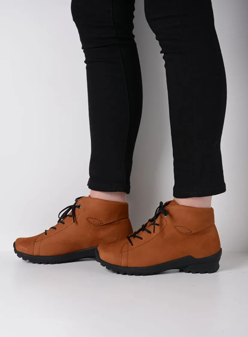 Wolky Teton - cognac nubuck<DAMES Hoge Veterschoenen|Herfst/Winter