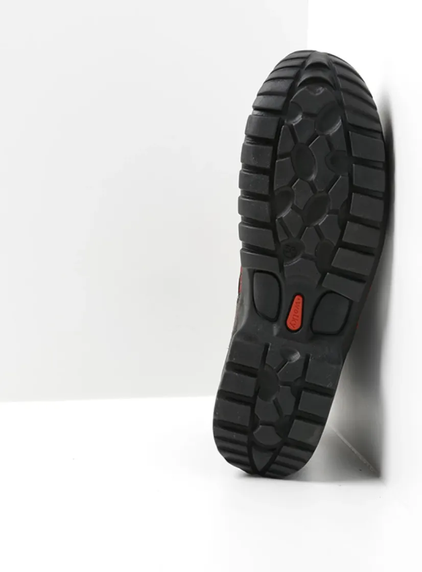 Wolky Traction WP - zwart nubuck<DAMES Hoge Veterschoenen|Wandelschoenen