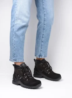 Wolky Traction WP - zwart nubuck<DAMES Hoge Veterschoenen|Wandelschoenen