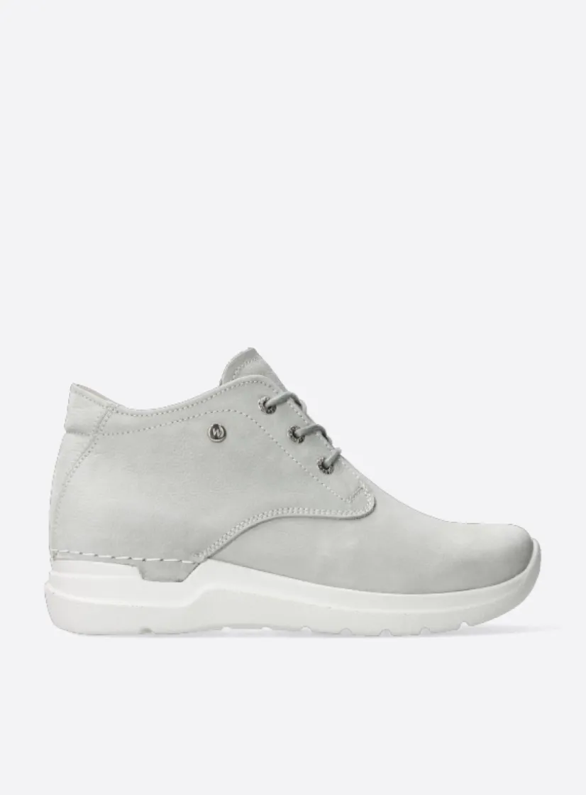 Wolky Truth HV - lichtgrijs nubuck<DAMES Hoge Veterschoenen|Wandelschoenen