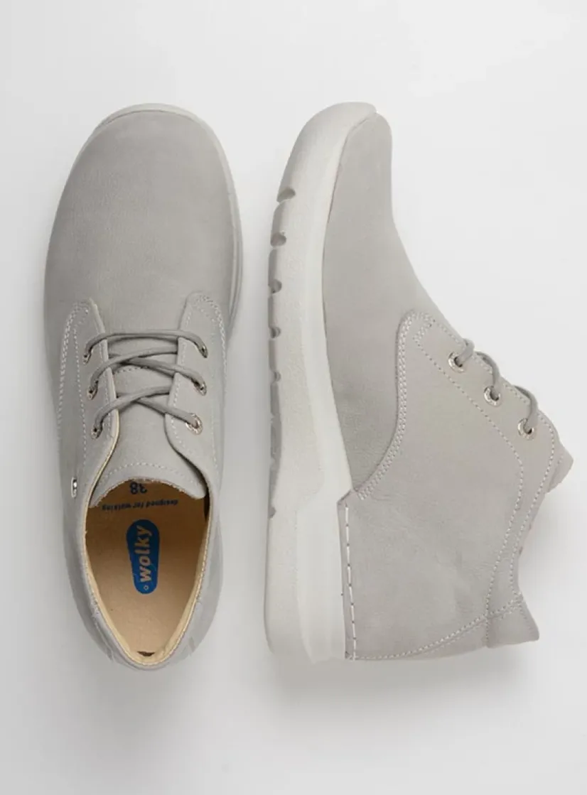 Wolky Truth HV - lichtgrijs nubuck<DAMES Hoge Veterschoenen|Wandelschoenen
