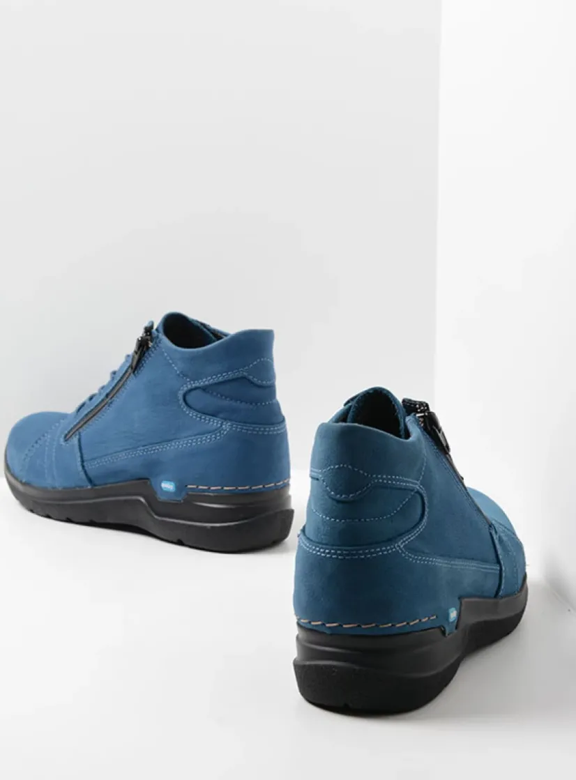 Wolky Why - atlantisch blauw nubuck<DAMES Hoge Veterschoenen|Wandelschoenen