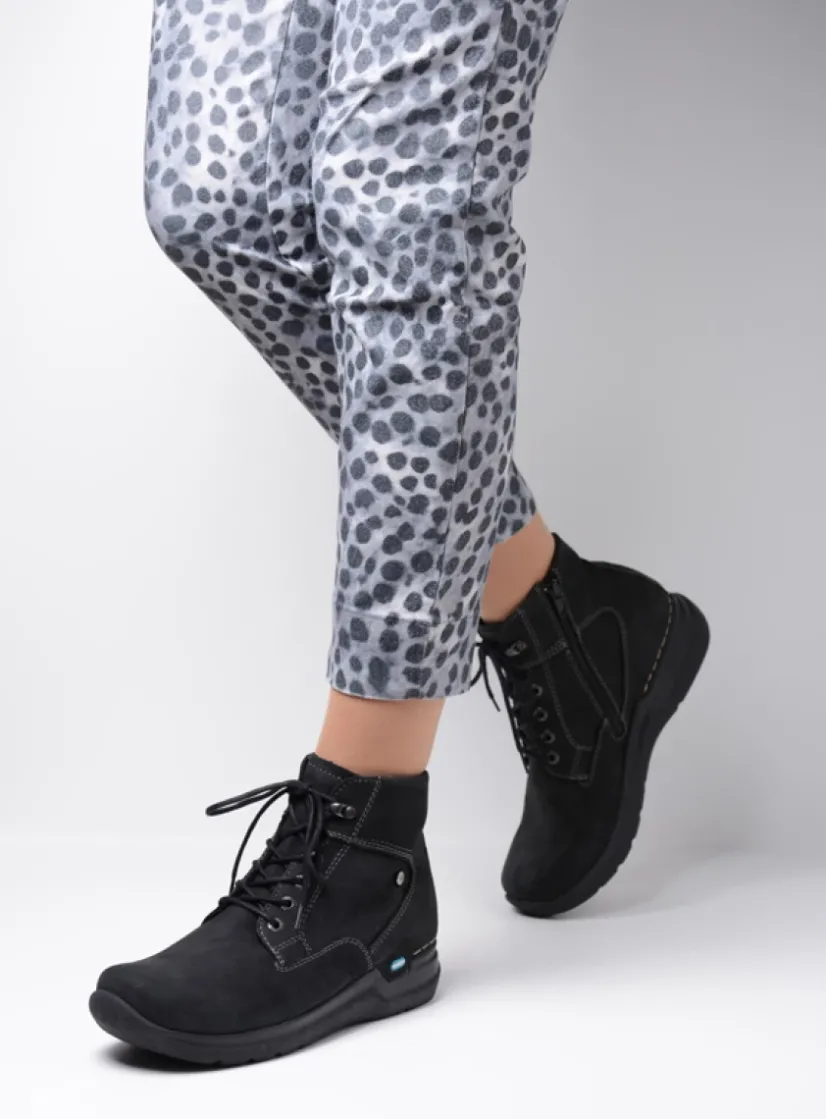 Wolky Whynot HV - zwart nubuck<DAMES Hoge Veterschoenen|Wandelschoenen